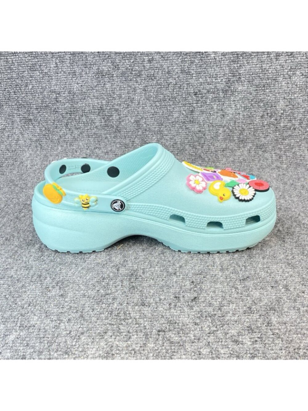 CROCS Original Classic Unisex M9 Women's 11 Aqua Convertible Clogs + 34 Jibbitz - Picture 4 of 12